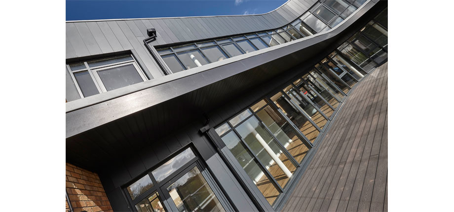 AluK curtain walling solution